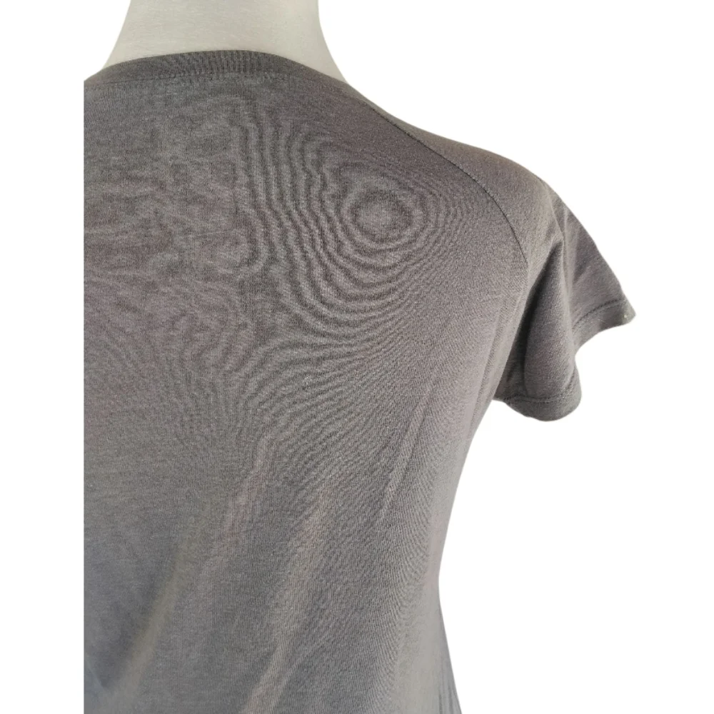The North Face Graphic Baby Tee Gray Sunrise Slim Fit Size Small - Picture 6 of 7